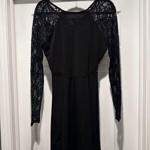 Elegant Black Lace Sleeve Dress